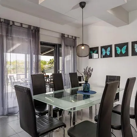Holiday home Papillon Kastelir