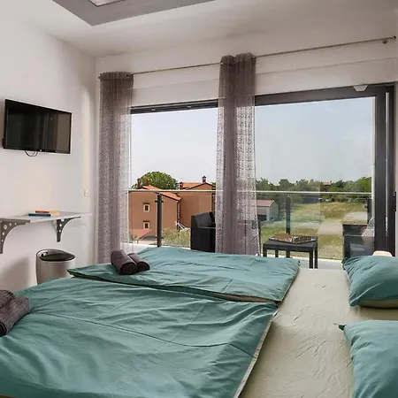 Papillon Holiday home Kastelir